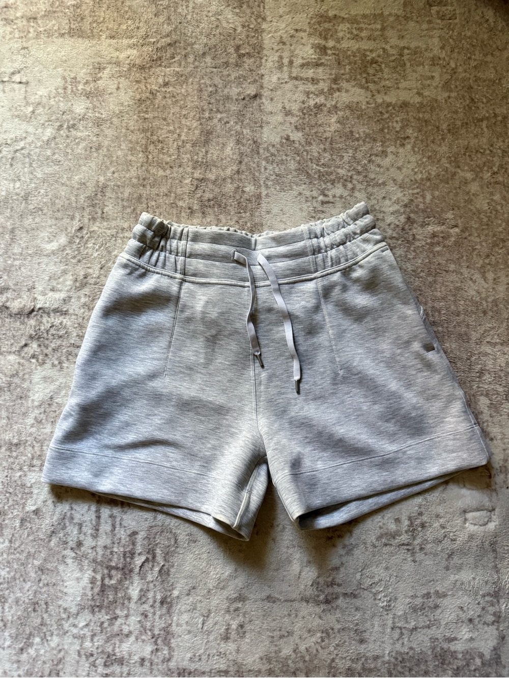 Lululemon HR Light Gray Women's Drawstring Casual Shorts